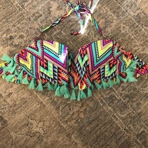 Xhilaration swim top - size large - NWOT